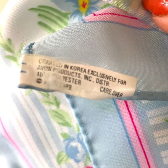 Vintage Floral Scarf - Picture 4 of 8